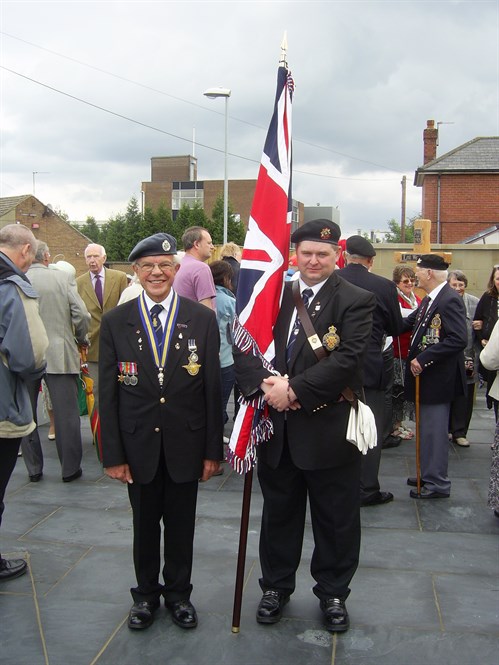 Drighlington War Memorial July 2012 (12)