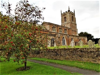 Chipping Warden St . Peter & St . Paul 's Church