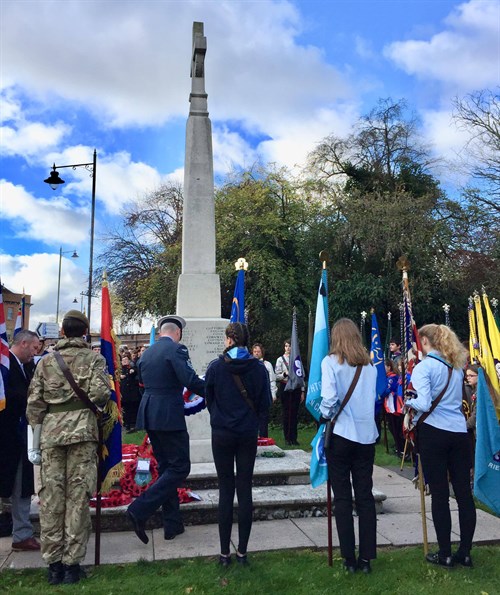 23547233 10210497056163677 1053939099 O