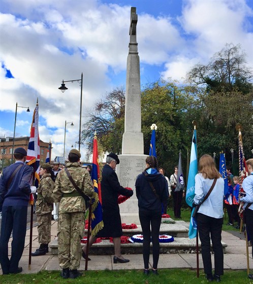 23555269 10210497056043674 48466871 O