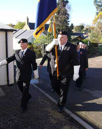 Remembrance parade make their way to The Club